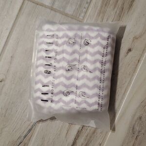 Ivy Olivia Microfiber Hair Towel Wrap Purple White Chevron NEW